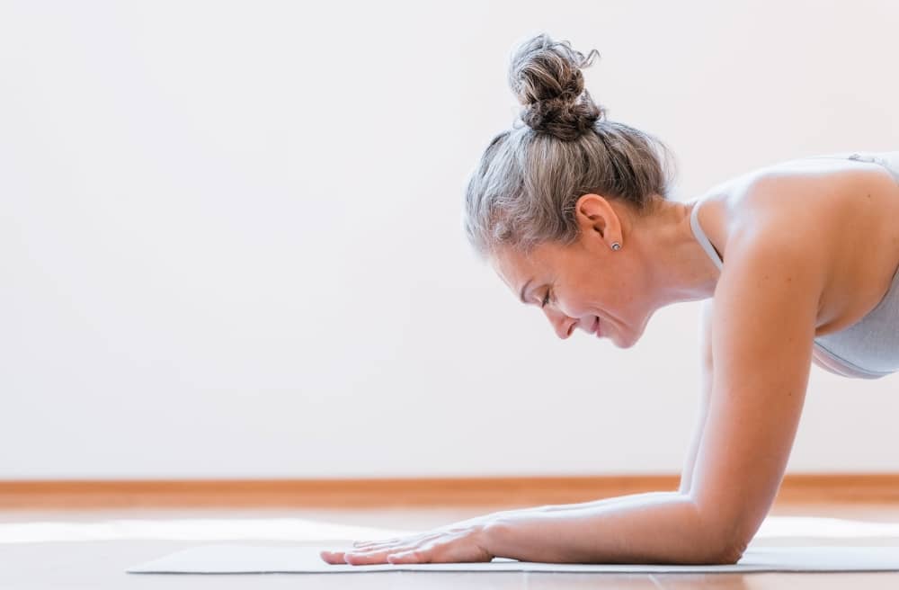Pilates is a useful method with benefits for both beginners and experienced athletes alike, as well as people in every phase of life, regardless of their age, gender, or ability.